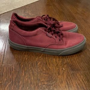 Vans men’s size 8.5 burgundy/gray
